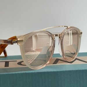 Toms Harlan pale gold mirror sunglasses 🕶️